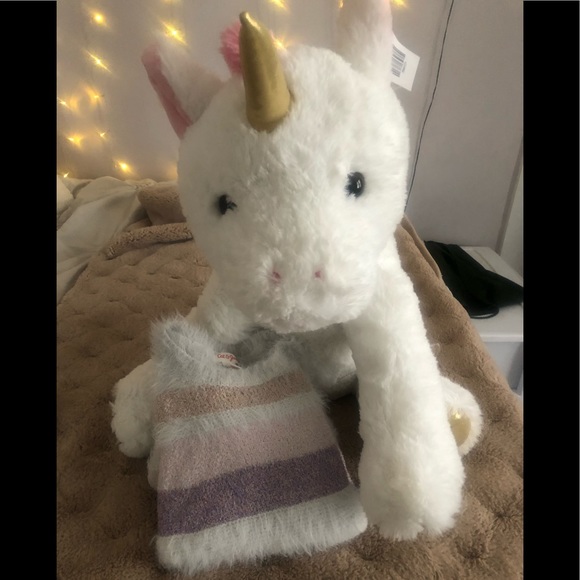 SET: Cat and Jack sweater and NWT unicorn - Picture 1 of 4